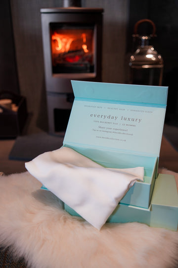 The Pure Silk Pillowcase in gift box  Pearl White