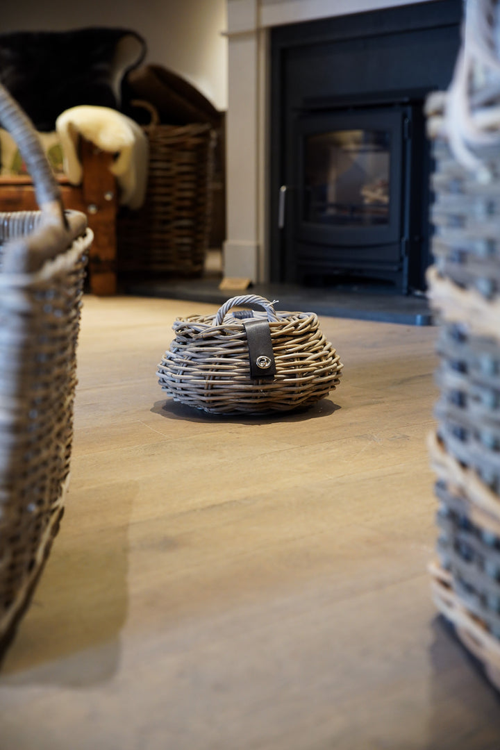 Round Basket & Lid with Leather Straps