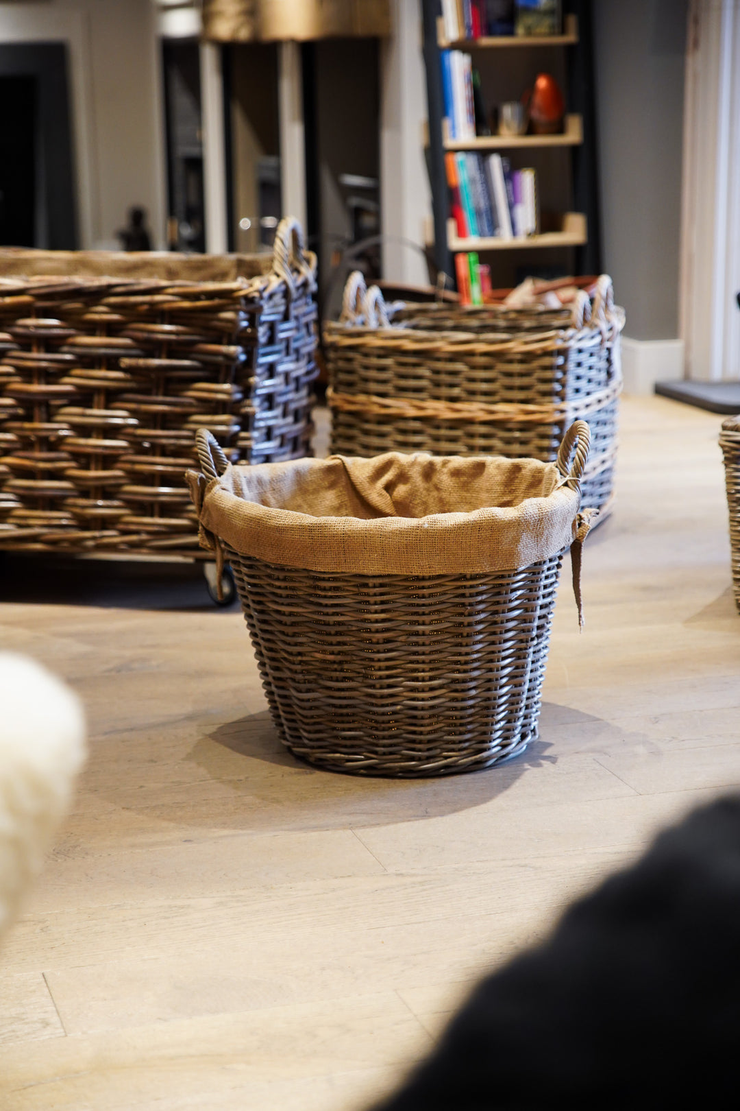 Round Basket with Ear Handles & Jute Liner