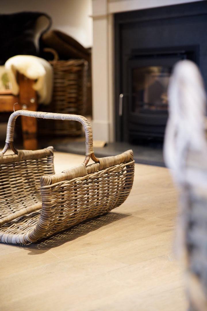 Log Holder With Hoop Handle