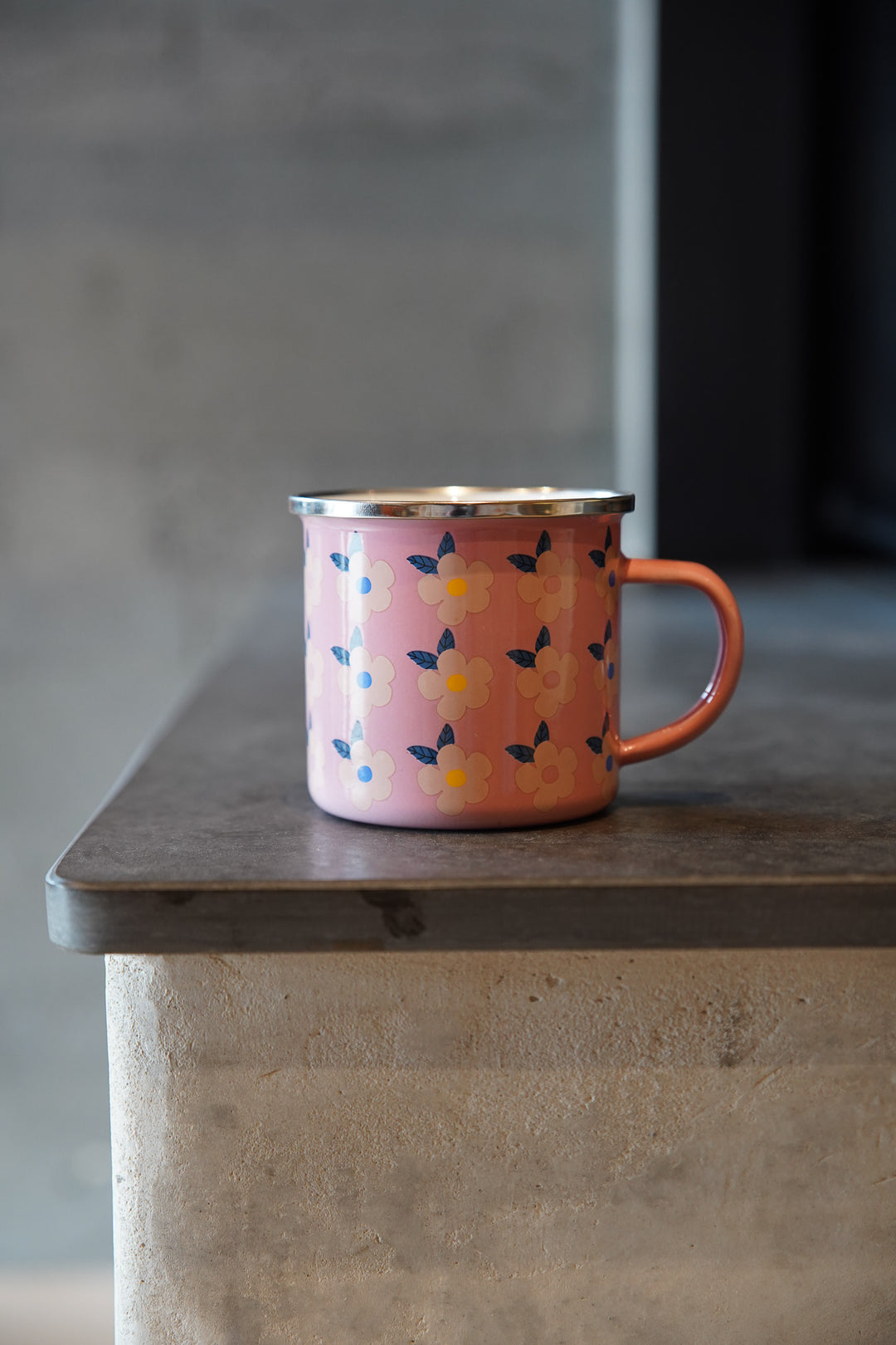 Enamel Retro Floral Print Mug