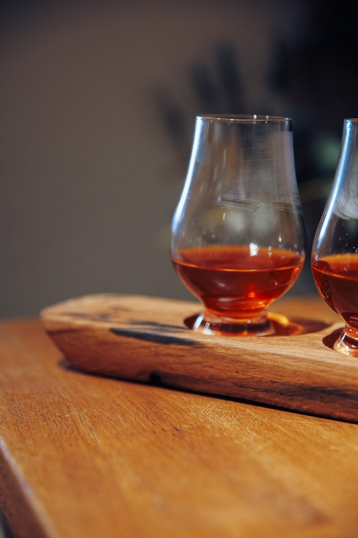 Darach Three Glass Holder