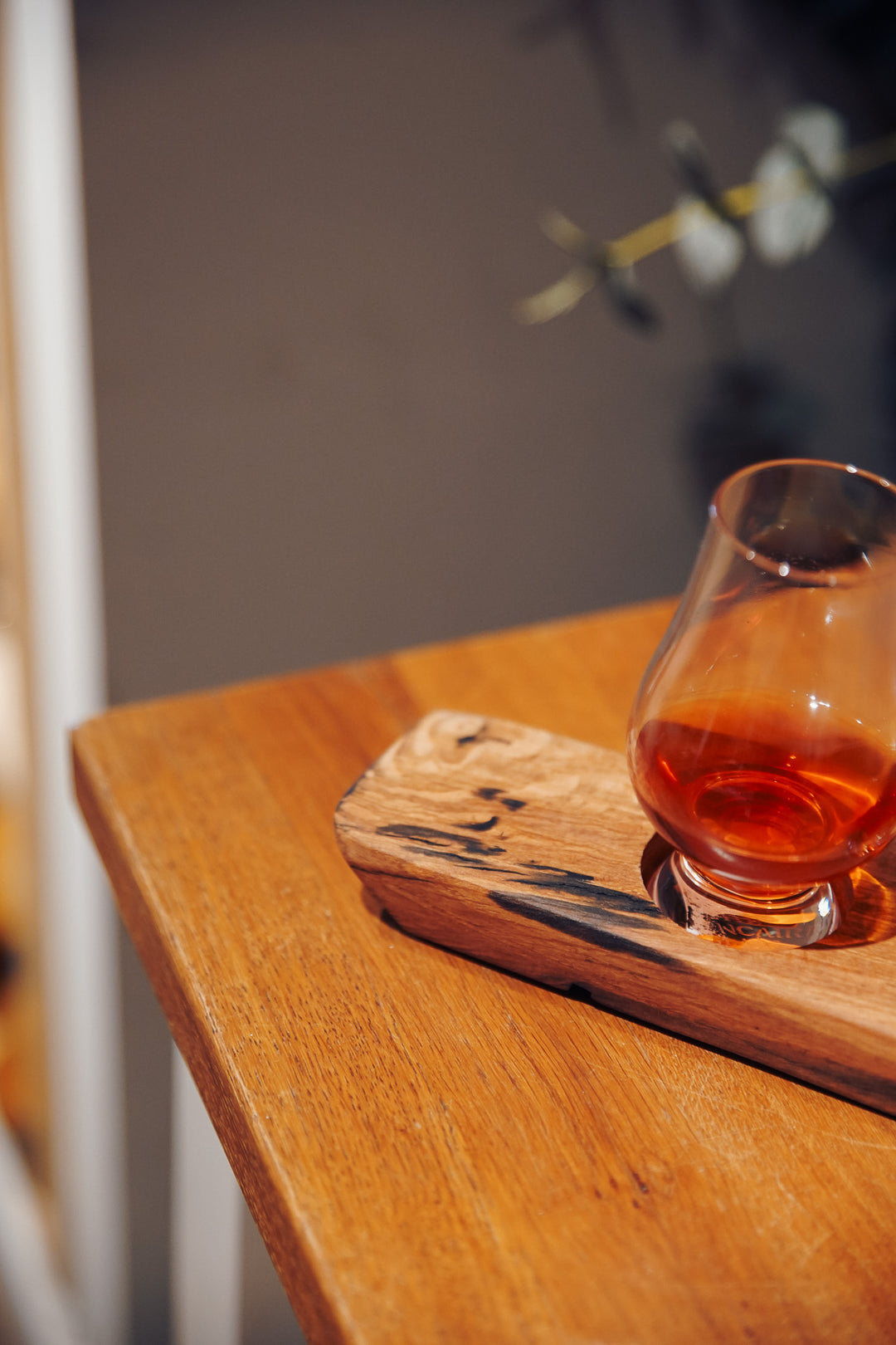 Darach Four Glass Holder