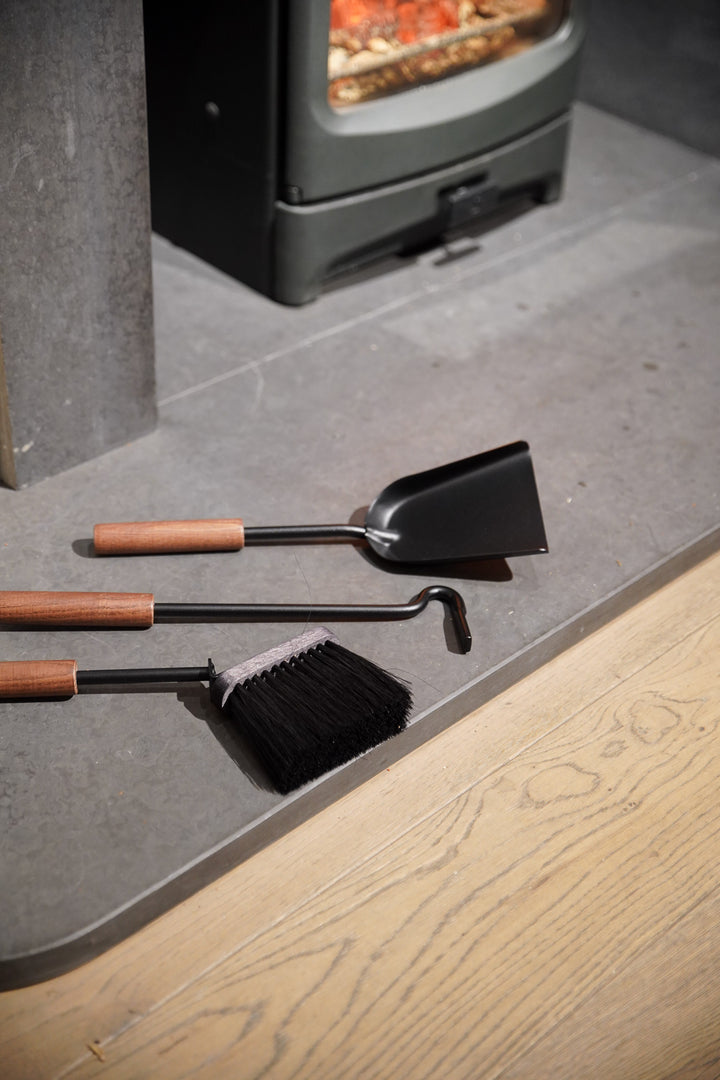 Islay -  Tool Holder with 3 Tools - Black, Wooden Handles