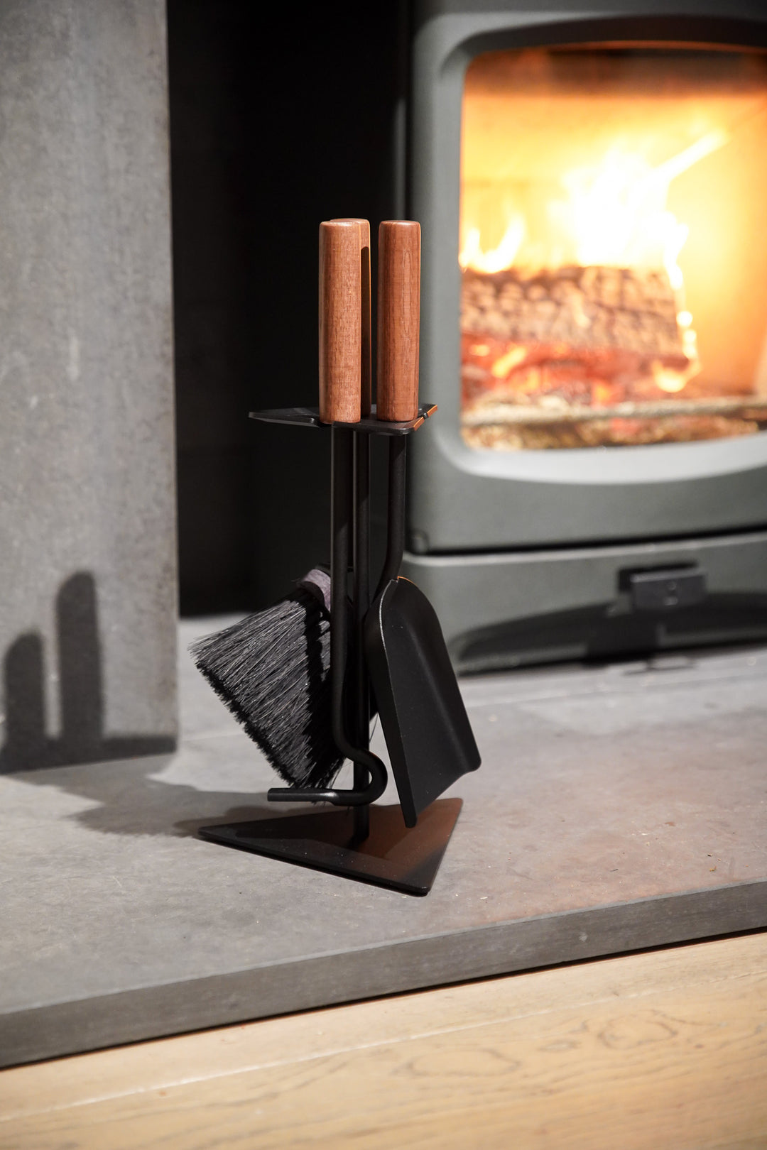 Uist - Triangular 3 Piece Companion Set - Black, Wooden Handles