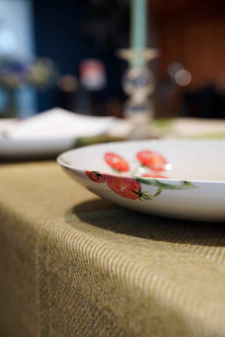 Serving Dish Large Vine Tomatoes / Lettuce