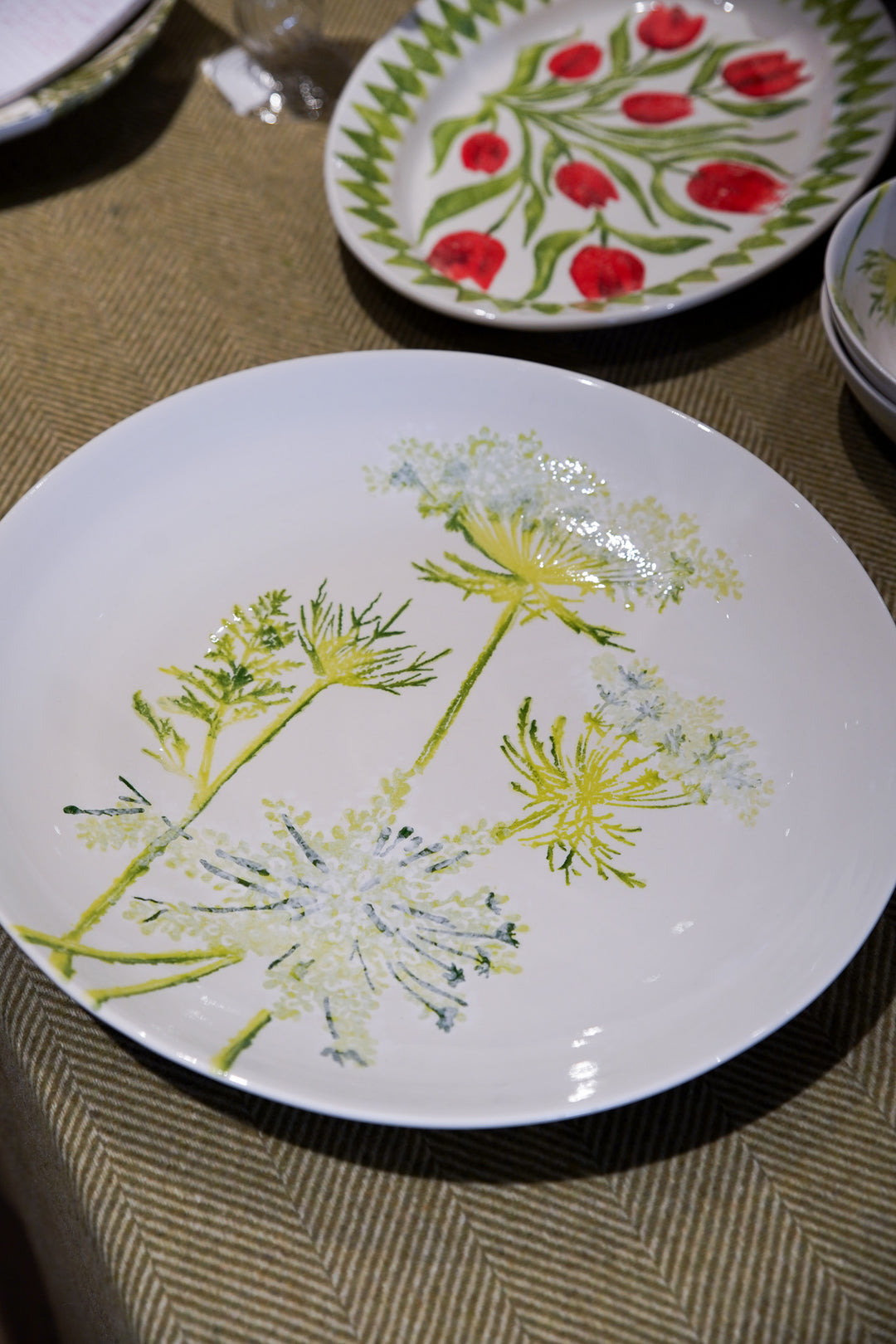 XL Serving Bowl - Cow Parsley