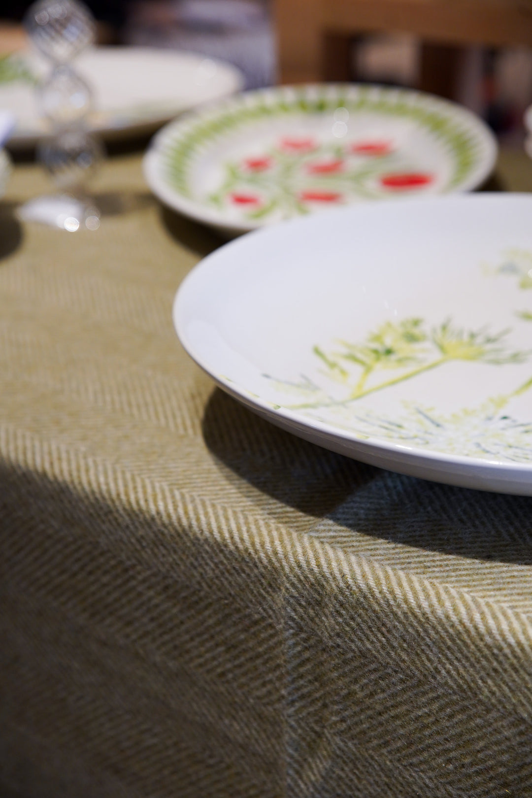 XL Serving Bowl - Cow Parsley