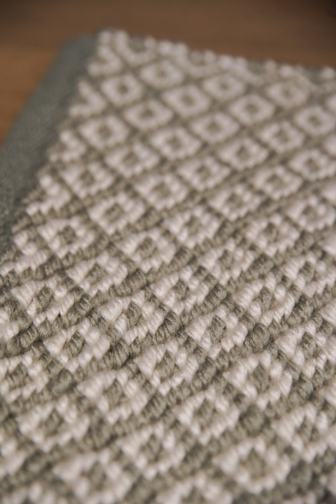 Thistle Dove Grey Rug