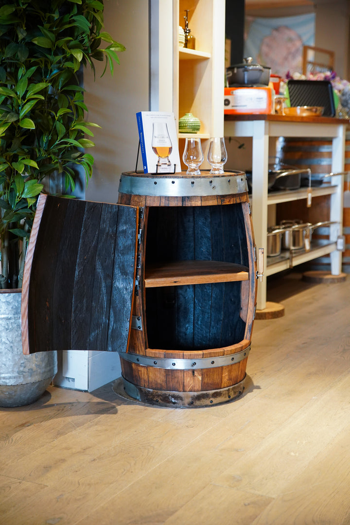 Darach - Octave Barrel Bar with Door