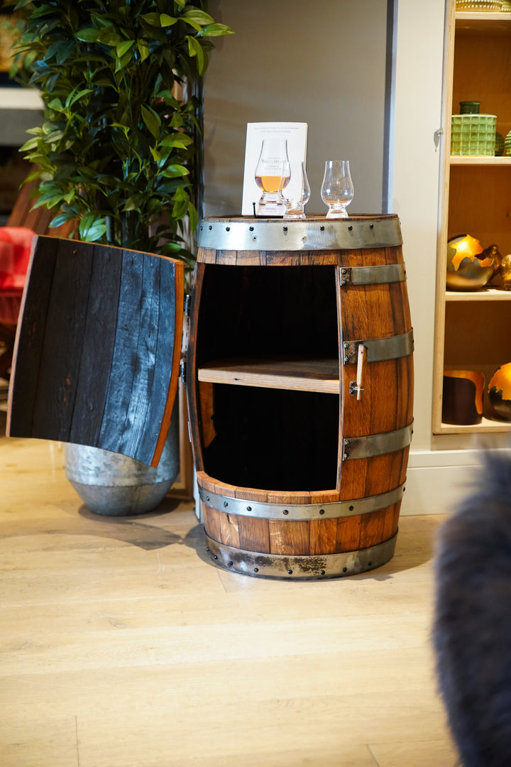 Darach - Octave Barrel Bar with Door