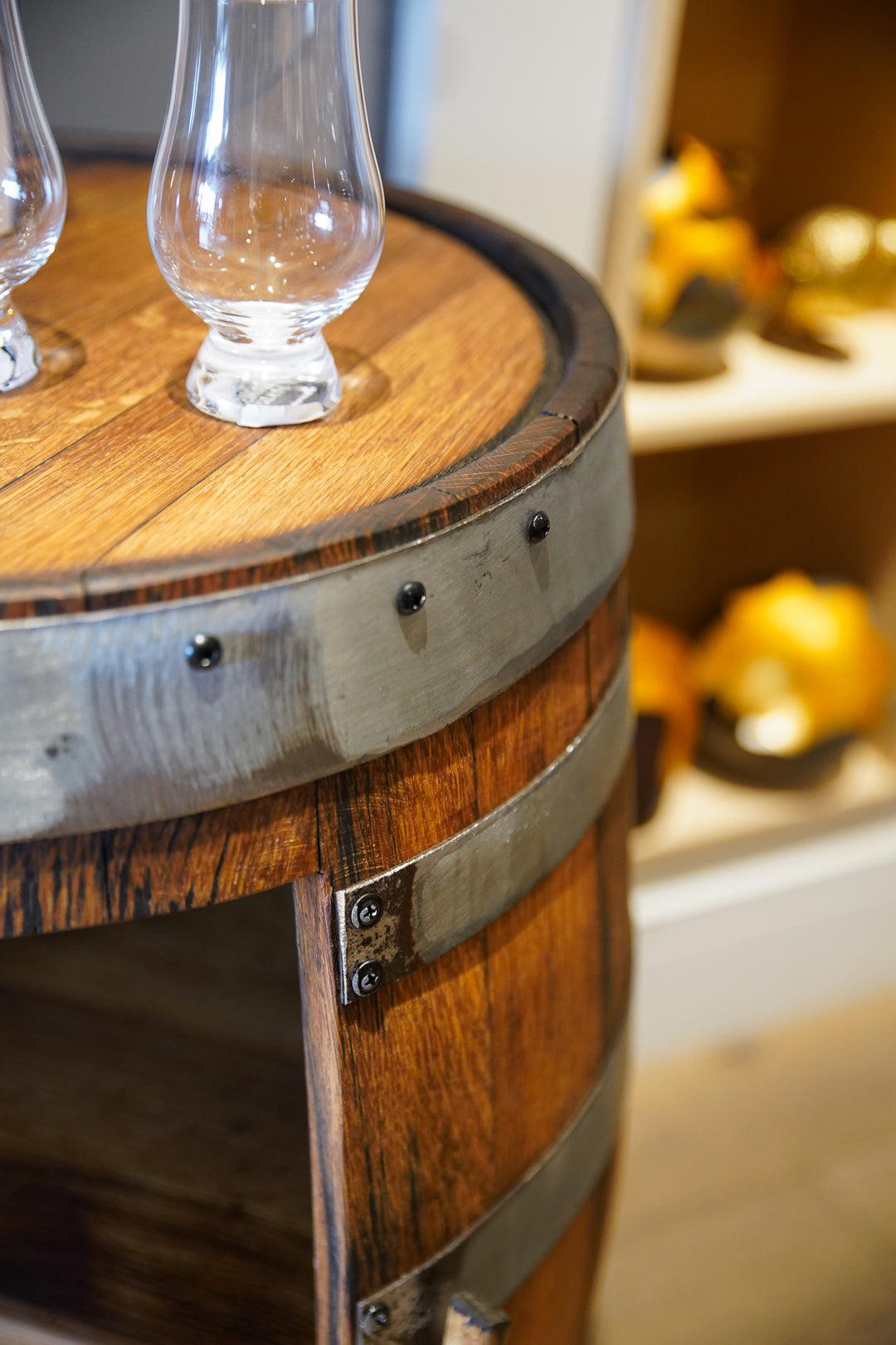 Darach - Octave Barrel Bar with Door