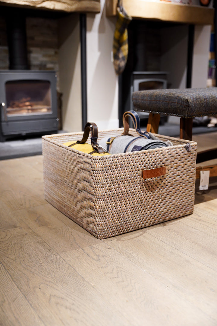 Rattan Basket With Leather Handles - Natural White Wash