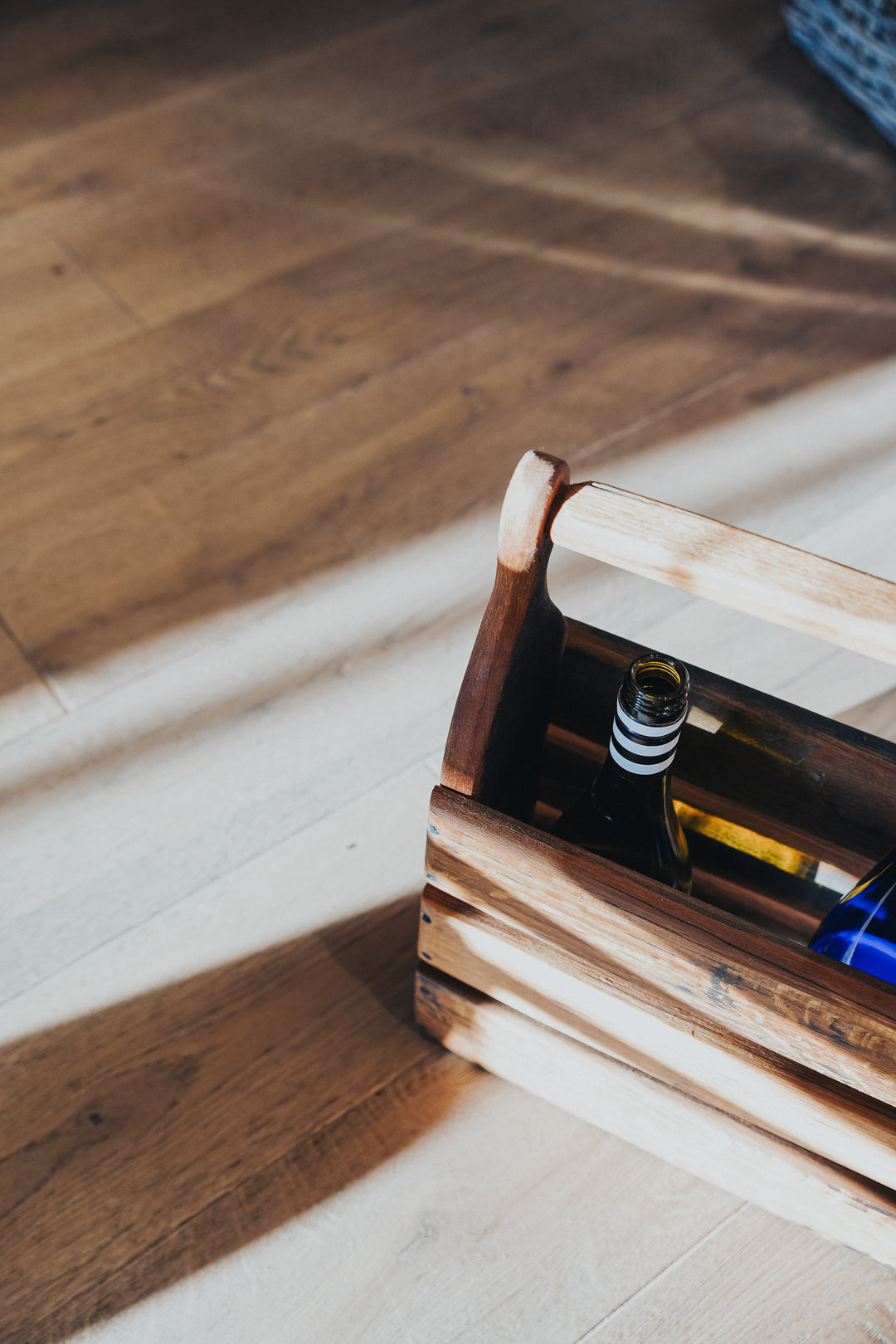 Darach - Magazine/Bottle Rack