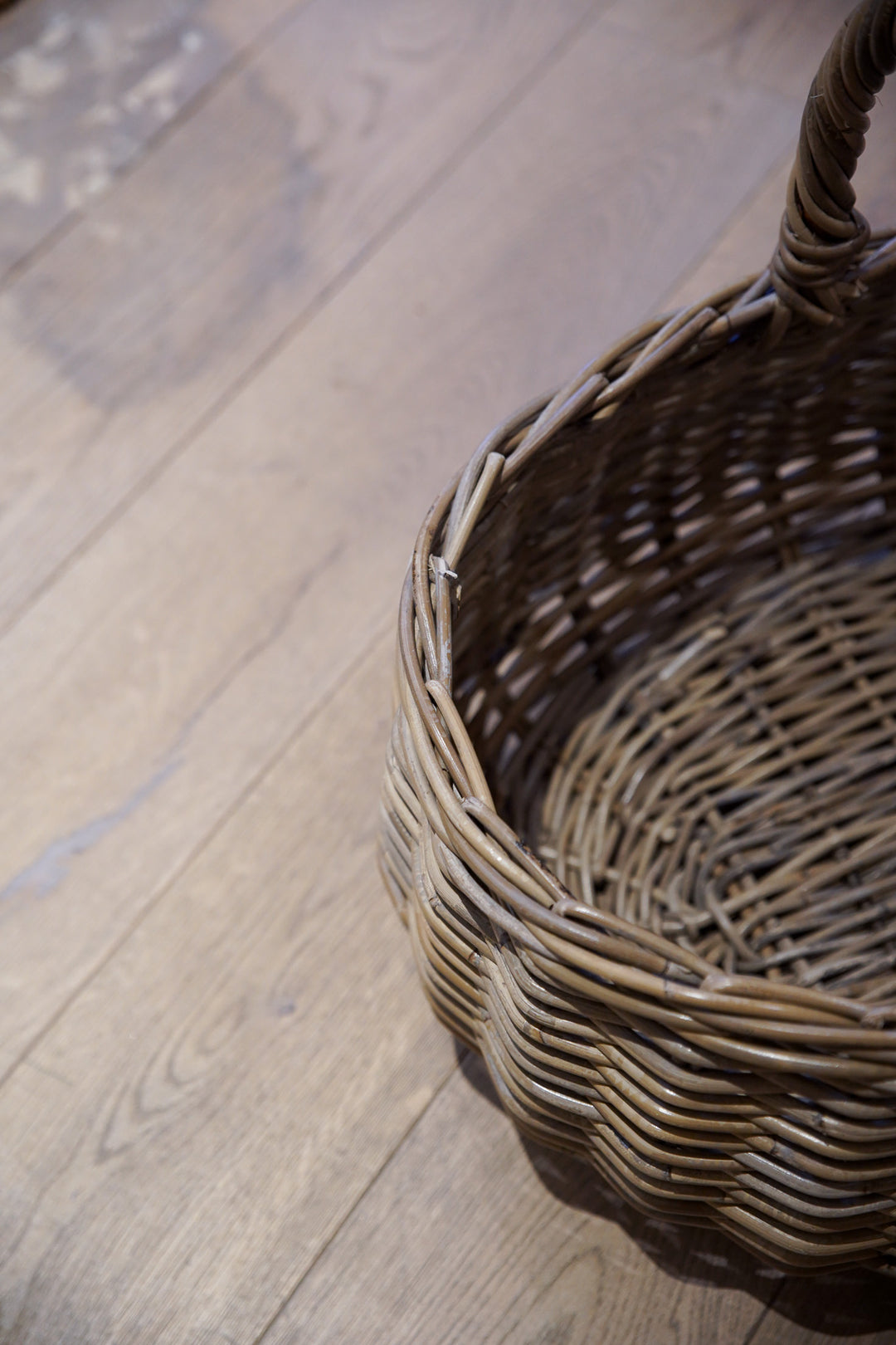 Large Oval Grey Kubu Rattan Shopper/Storage Basket