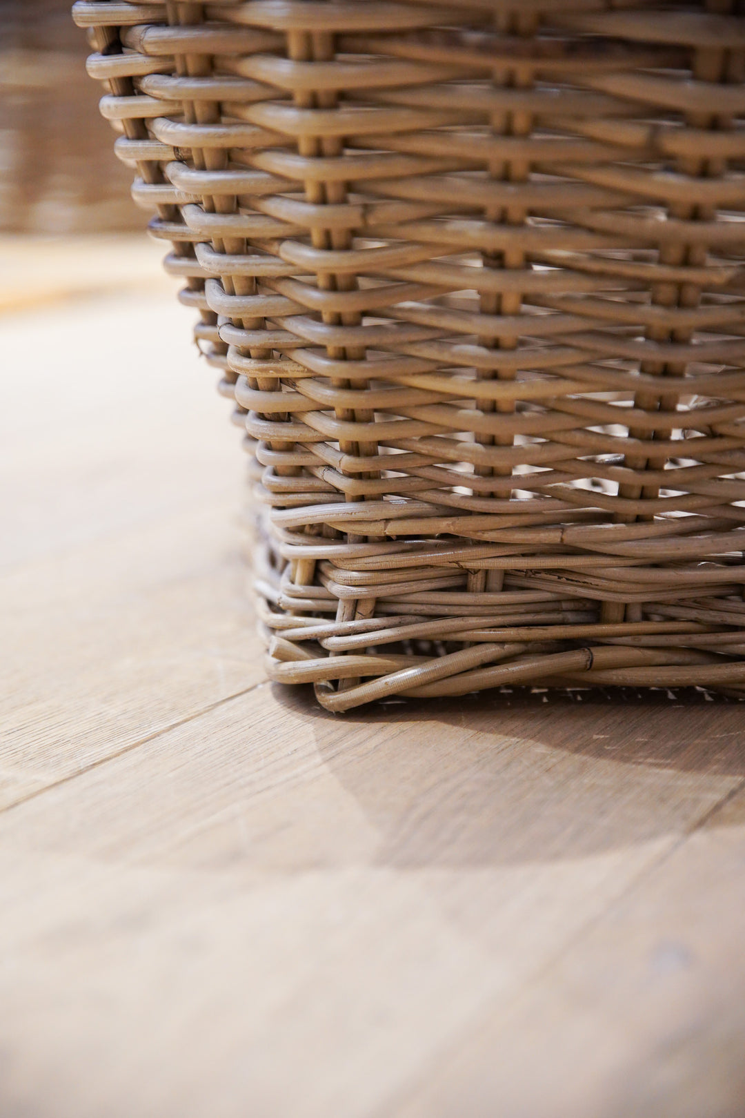 Round Basket with Ear Handles & Square Base