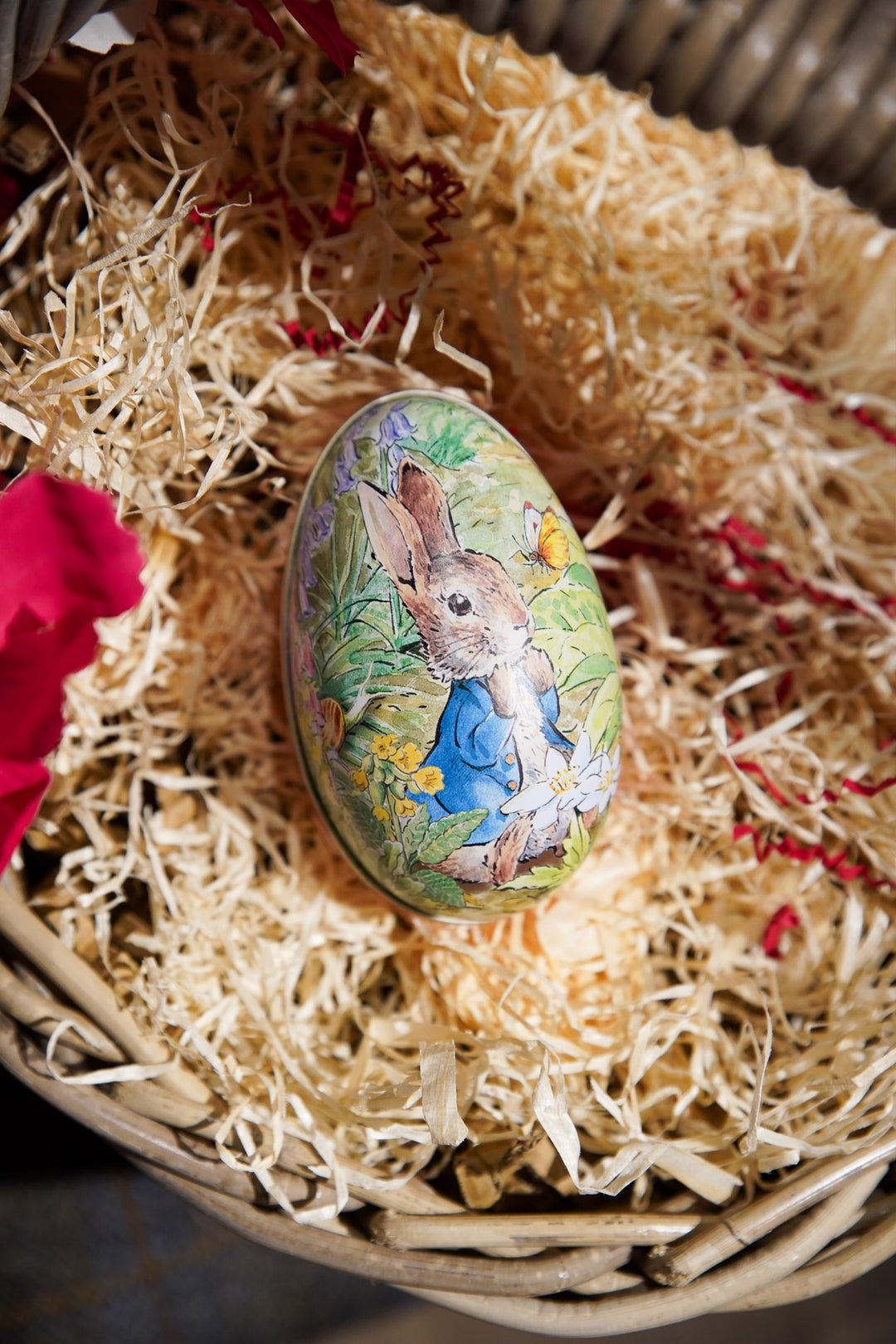 Peter Rabbit Medium Tin Egg with Jelly Beans