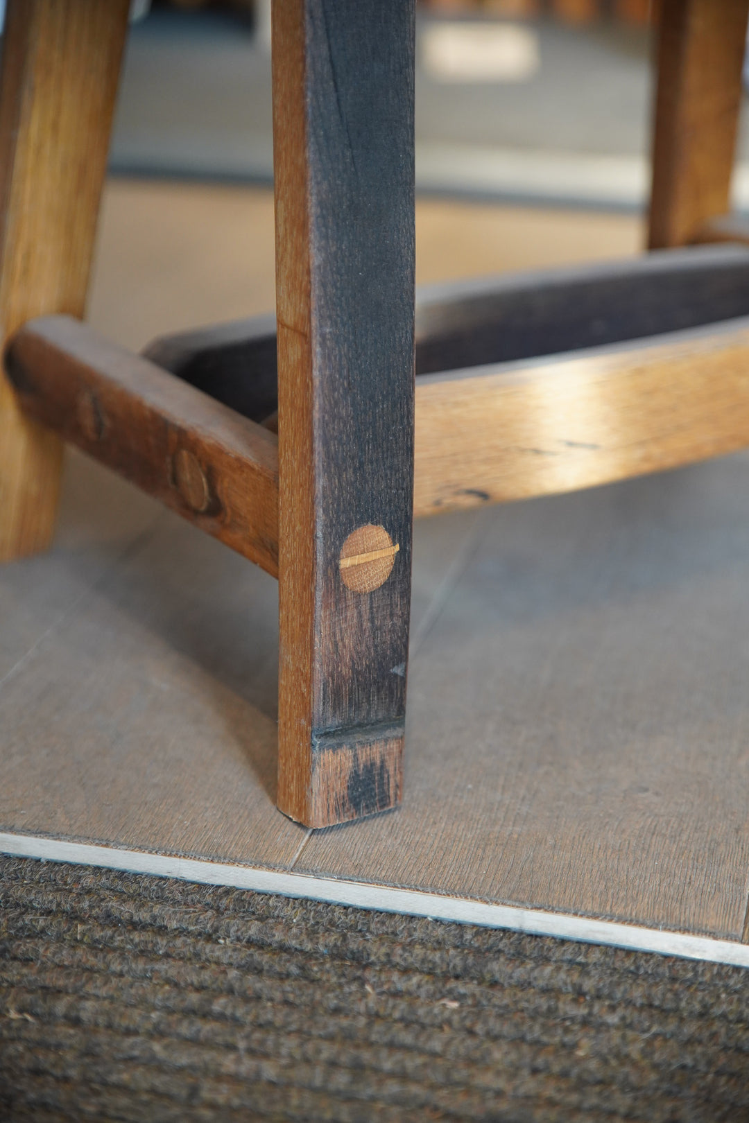 Tweed Bench - Rundlet