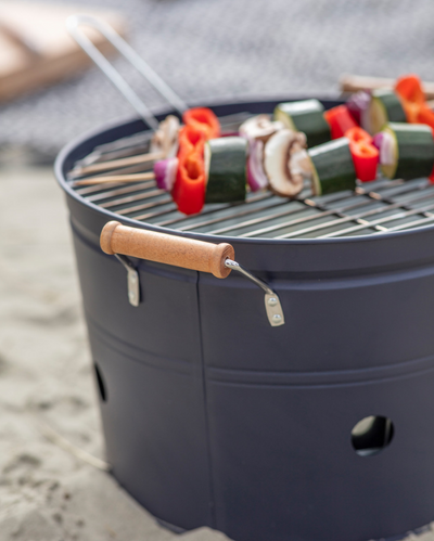 Cleveley Bucket BBQ in Carbon