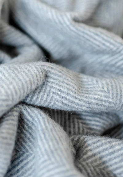 Recycled Wool Large Pet Blanket in Charcoal Herringbone