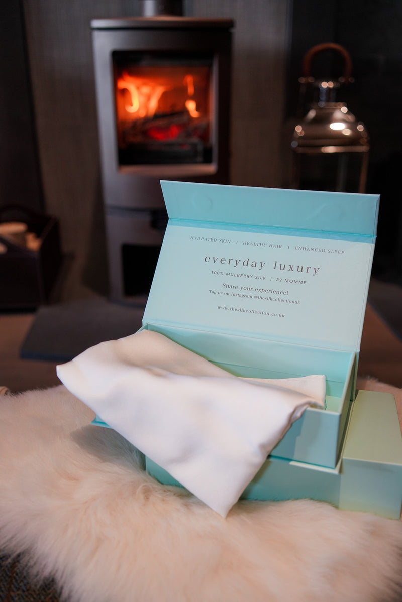 The Pure Silk Pillowcase in gift box  Pearl White
